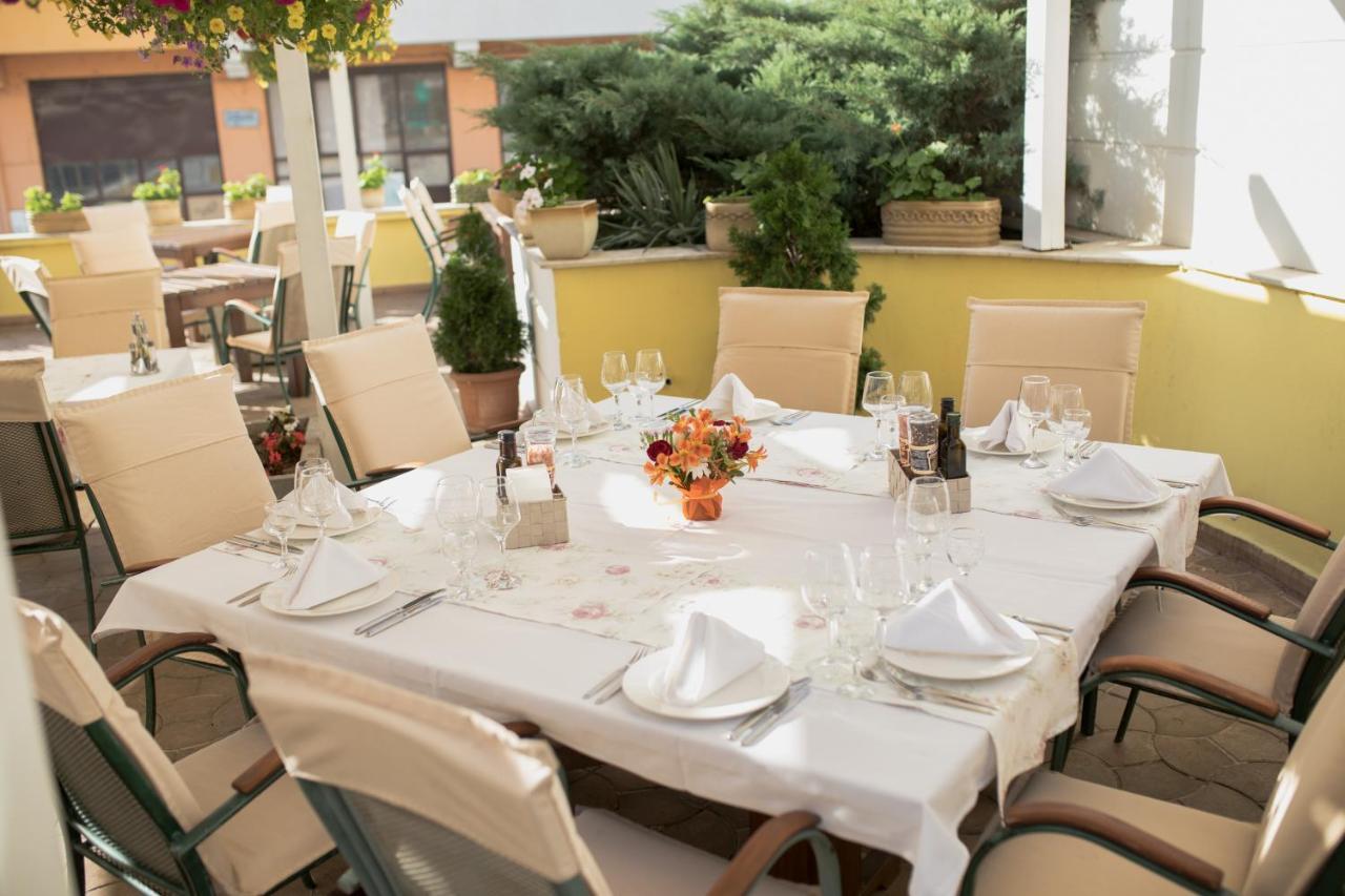 Hotel Anna Palace Ruse Zewnętrze zdjęcie