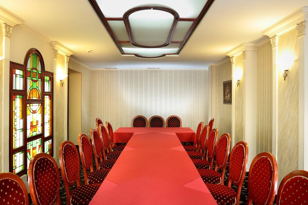 Hotel Anna Palace Ruse Zewnętrze zdjęcie